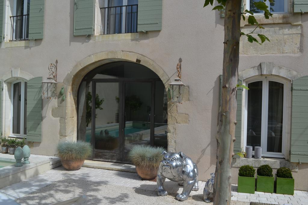 Mas A L'Improviste Bed & Breakfast Maillane Dış mekan fotoğraf