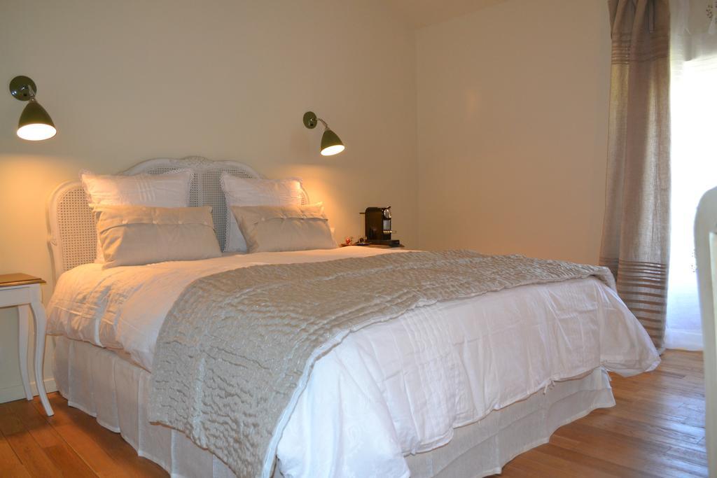Mas A L'Improviste Bed & Breakfast Maillane Oda fotoğraf